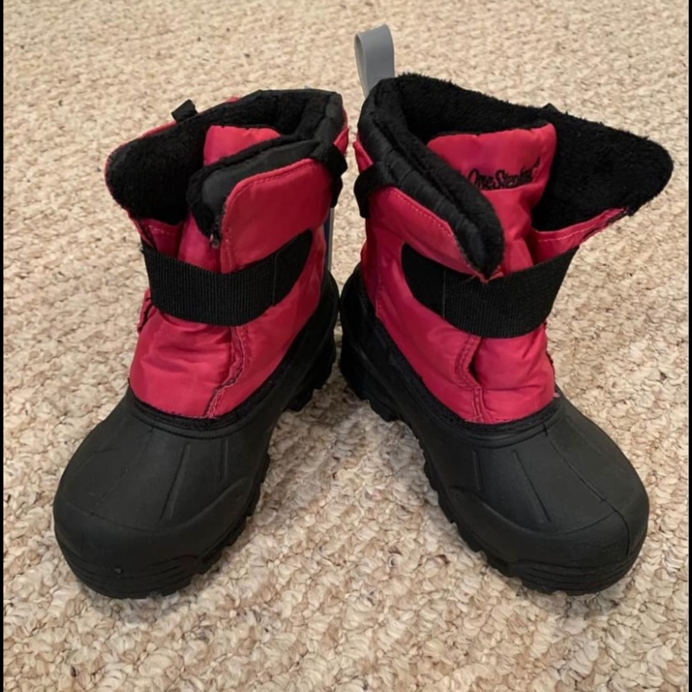 NWT One Step Ahead Easy On Snow Boots